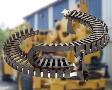 Applications with the twisterchain system