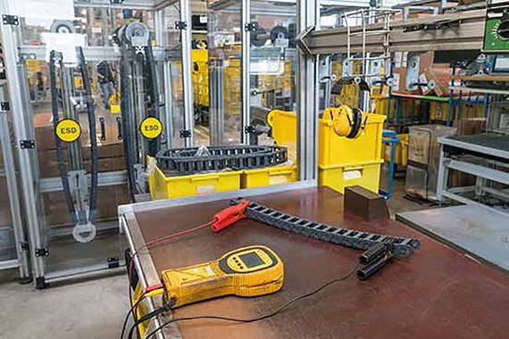 Thử nghiệm ESD trong phòng thí nghiệm igus