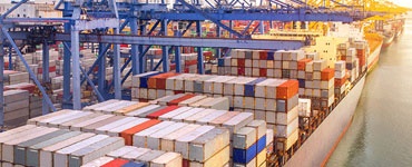 Kết nối nguồn cấp điện cho tàu