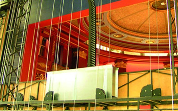 Zig-zag systems in stage portals