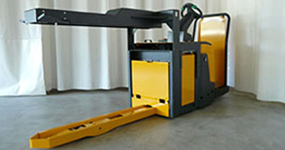 trục tuyến tính drylin SHT trong xe nâng