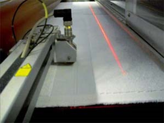 Cảm biến nhận dạng hem với ổ trượt trơn iglidur